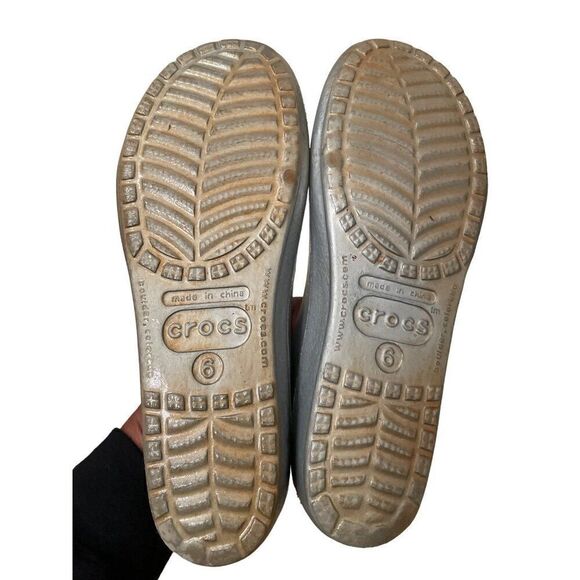 Crocs Womens Ballet Flats 6 Silver Slip On Lightweight Comfortable Casual Shoe - Picture 4 of 5